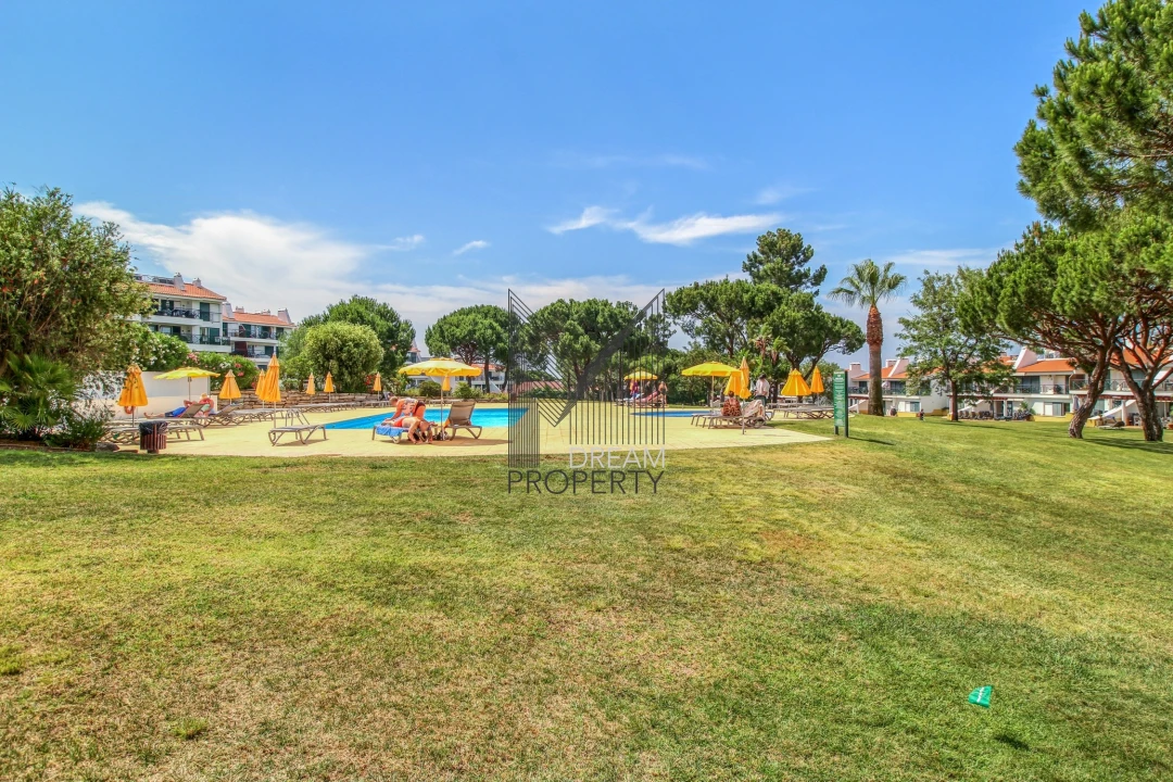 Apartamento T2 para Venda em Quarteira Foto 24