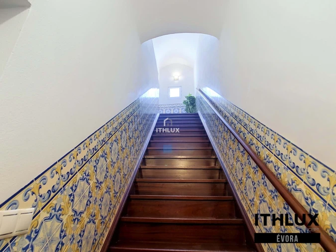 Moradia T4 para Venda em Évora (São Mamede, Sé, São Pedro e Santo Antão) Foto 4