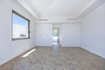 Moradia T5 para Venda em Lagos (São Sebastião e Santa Maria)