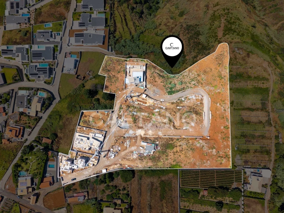 Moradia T3 para Venda em Prazeres Foto 4