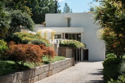 Moradia T5 para Venda em Creixomil