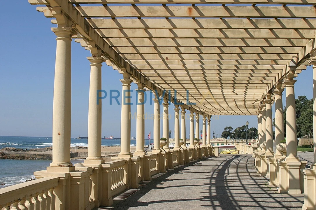 Loja para Arrendamento em Aldoar, Foz do Douro e Nevogilde Foto 1