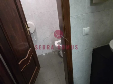 Loja para Arrendamento em Algueirão-Mem Martins