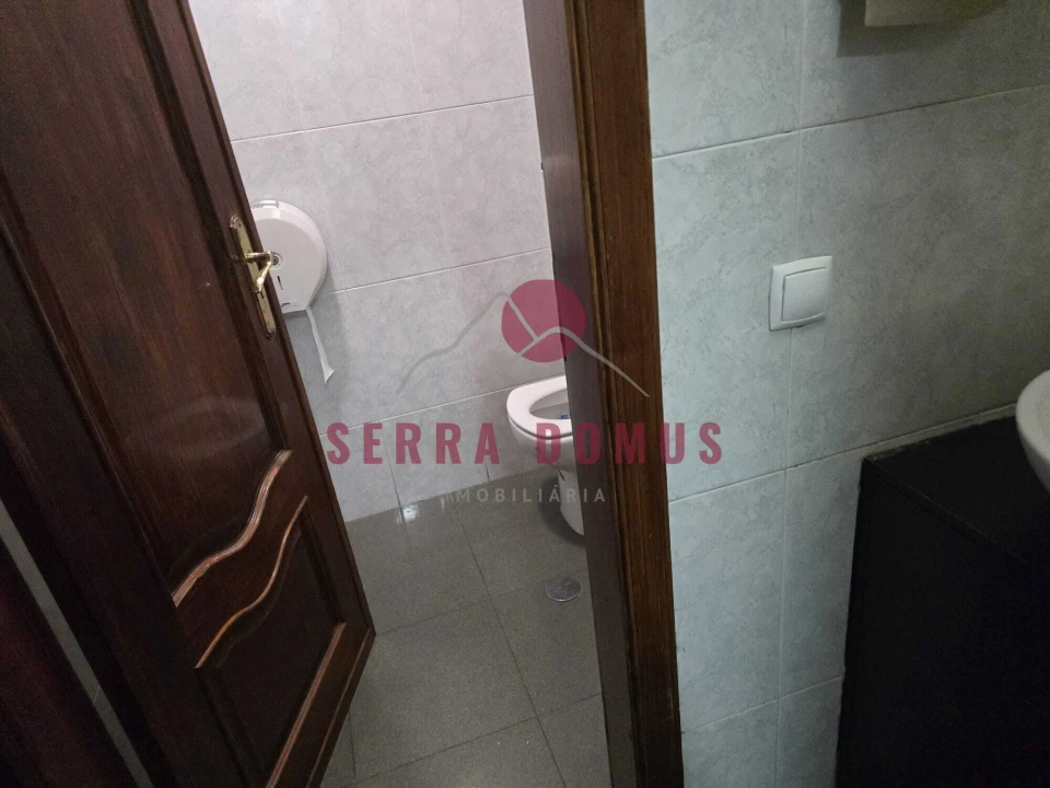 Loja para Arrendamento em Algueirão-Mem Martins Foto 12
