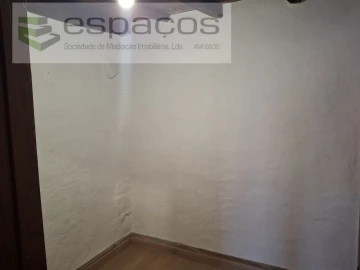 Moradia T2 para Venda em Telhado