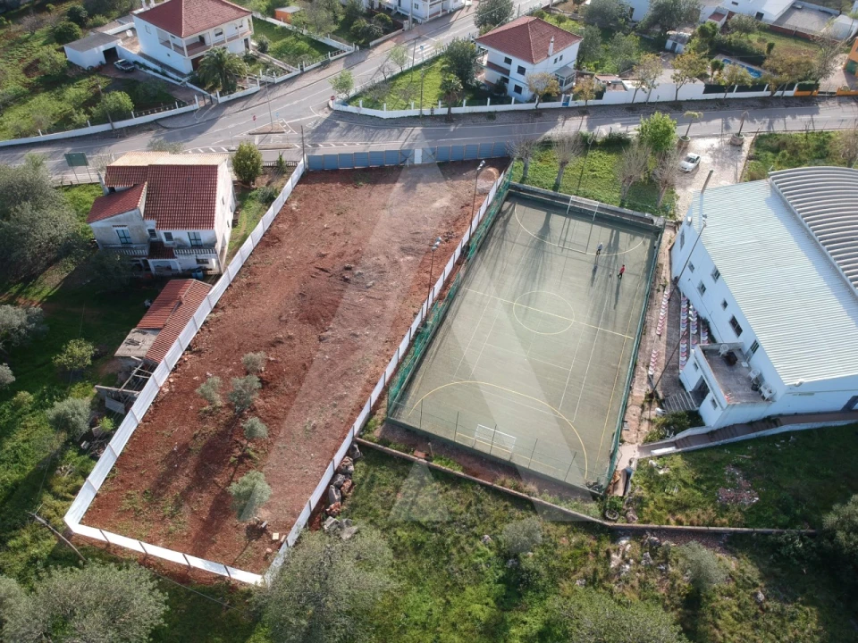Terreno para Venda em Querença, Tôr e Benafim Foto 1