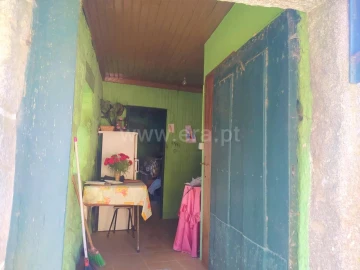 Moradia T1 para Venda em Gestaço