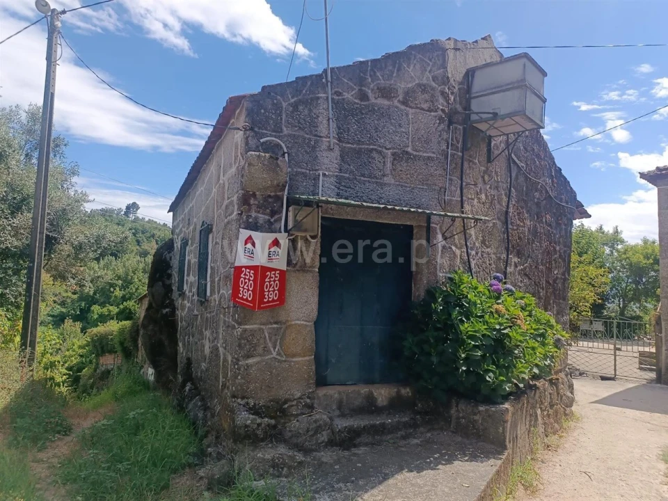 Moradia T1 para Venda em Gestaço Foto 10