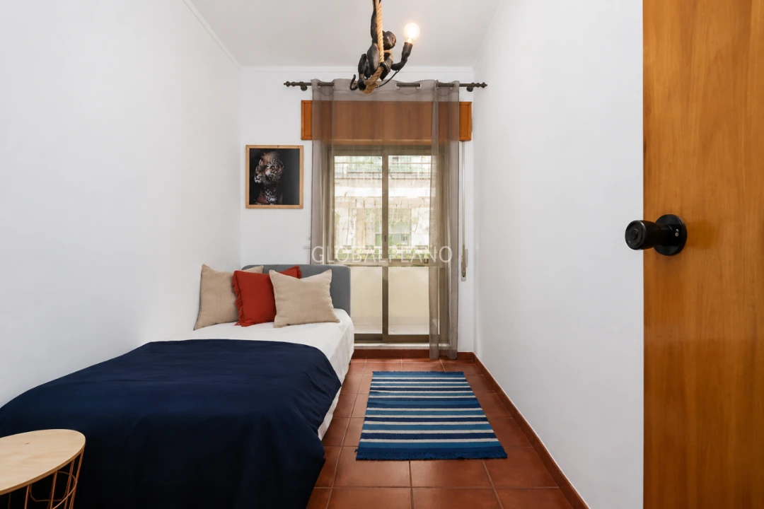 Apartamento T2 para Venda em Alvor Foto 9