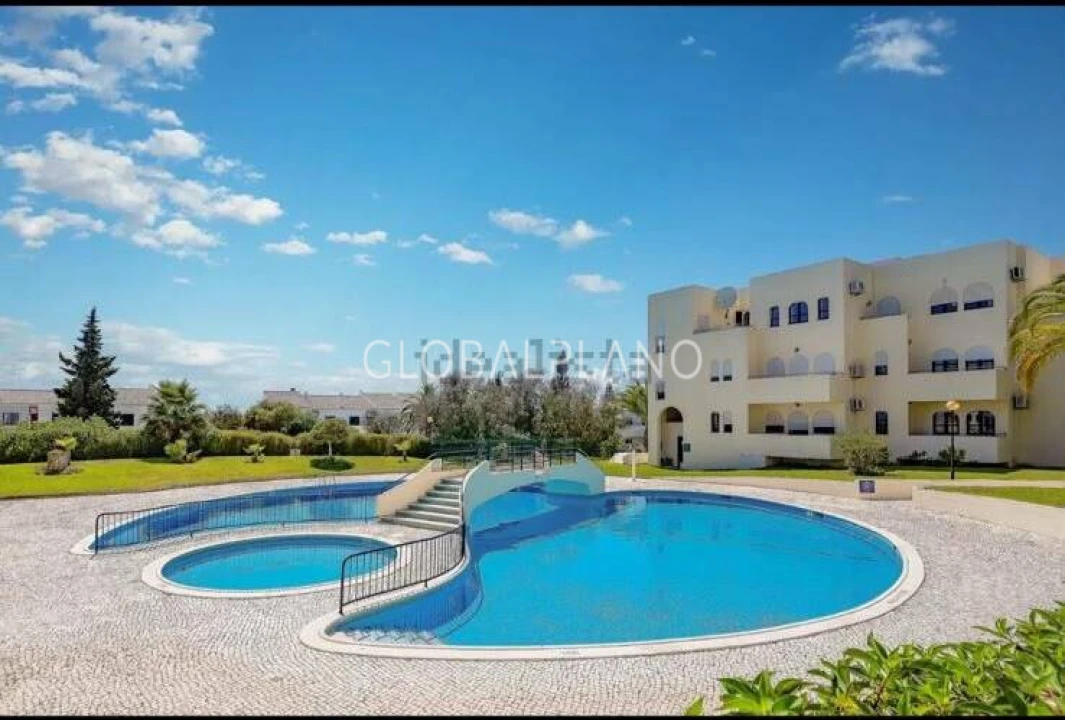 Apartamento T2 para Venda em Alvor Foto 14
