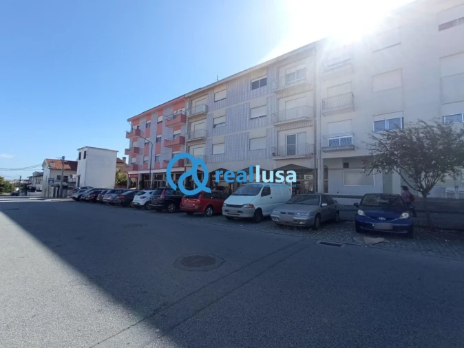 Apartamento T2 para Venda em Rio Tinto Foto 8