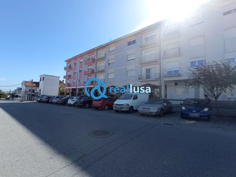 Apartamento T2 para Venda em Rio Tinto Foto 8