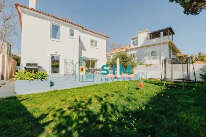 Moradia T6 para Venda em Carcavelos e Parede
