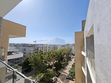 Apartamento T3 para Venda em Carcavelos e Parede