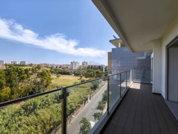 Apartamento T3 para Venda em Carcavelos e Parede