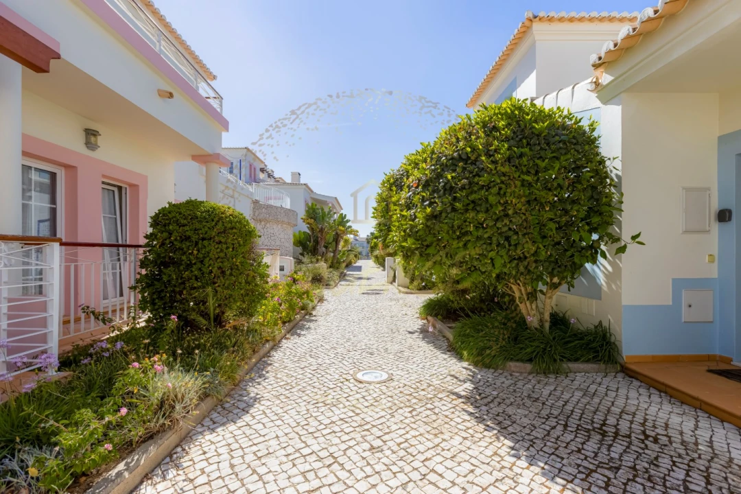 Quinta T2 para Venda em Budens Foto 10
