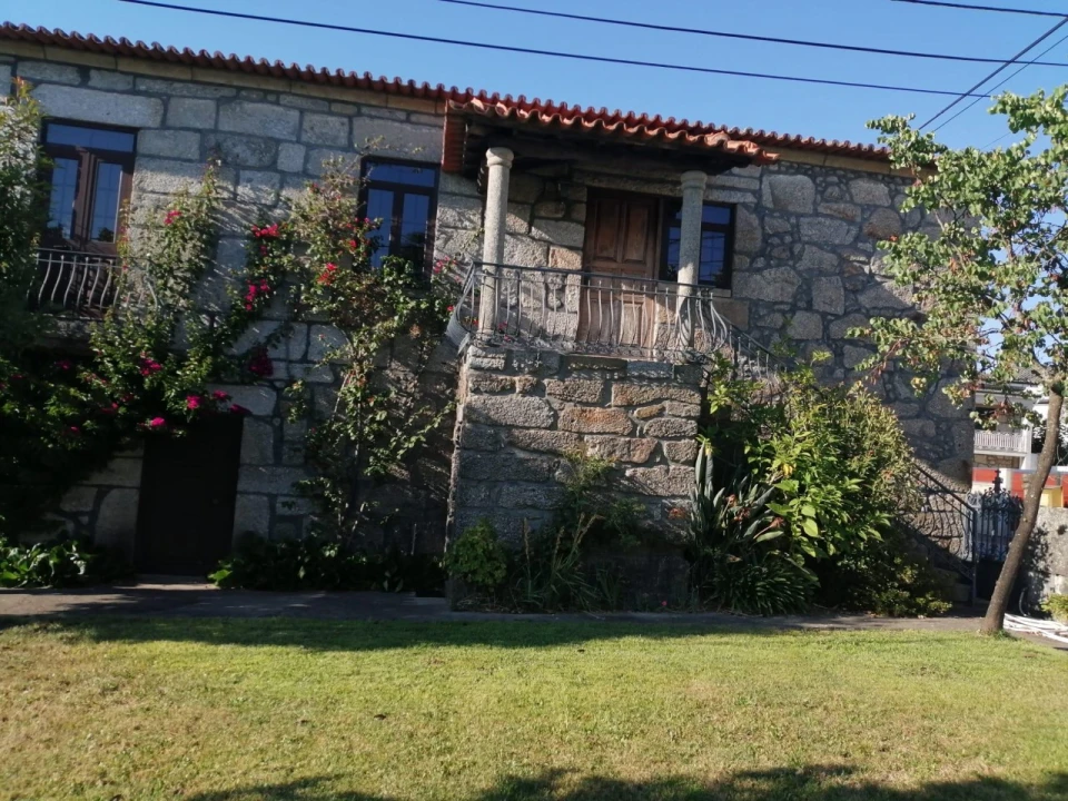 Moradia T2 para Venda em Nevogilde Foto 22