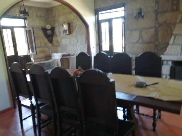 Moradia T2 para Venda em Nevogilde