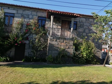Moradia T2 para Venda em Nevogilde