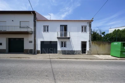 Moradia T2 para Venda em Atouguia da Baleia