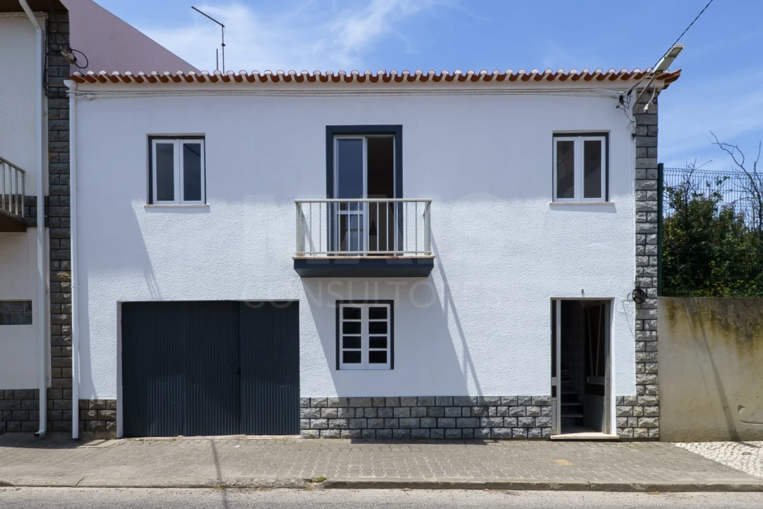 Moradia T2 para Venda em Atouguia da Baleia Foto 2