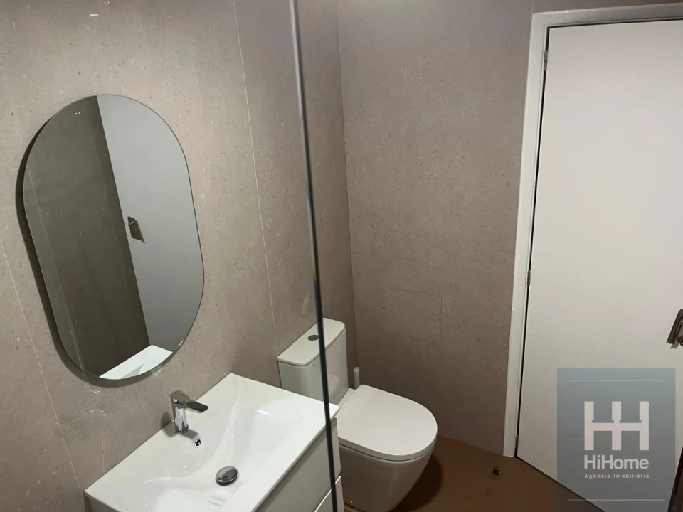 Apartamento T2 para Venda em Funchal (Se) Foto 8