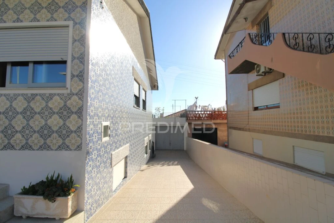 Moradia T4 para Venda em Ermesinde Foto 3