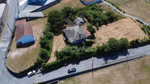 Moradia T3 para Venda em Quinchães