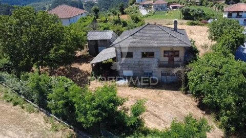 Moradia T3 para Venda em Quinchães