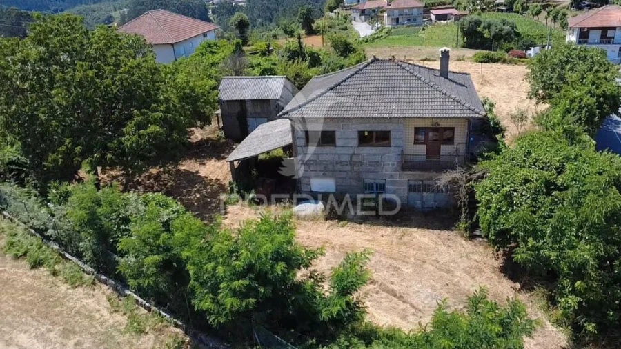 Moradia T3 para Venda em Quinchães