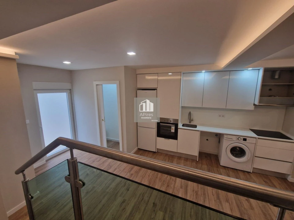 Apartamento T1 para Venda em Costa da Caparica Foto 7