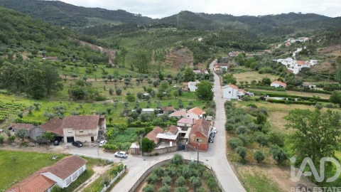 Moradia T4 para Venda em São Miguel, Santa Eufémia e Rabaçal