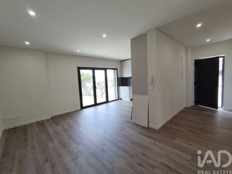 Apartamento T2 para Arrendamento em Perafita, Lavra e Santa Cruz do Bispo Foto 6