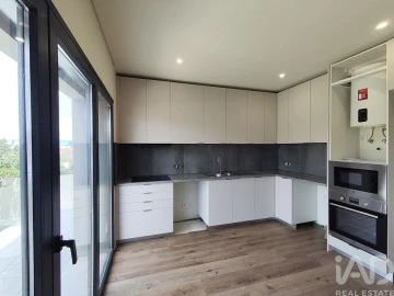 Apartamento T2 para Arrendamento em Perafita, Lavra e Santa Cruz do Bispo