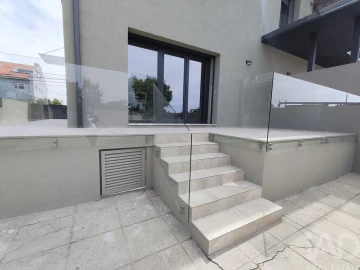 Apartamento T2 para Arrendamento em Perafita, Lavra e Santa Cruz do Bispo