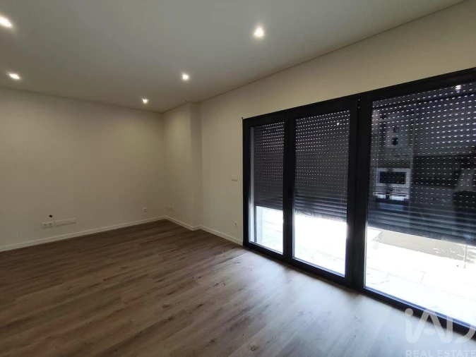 Apartamento T2 para Arrendamento em Perafita, Lavra e Santa Cruz do Bispo Foto 13