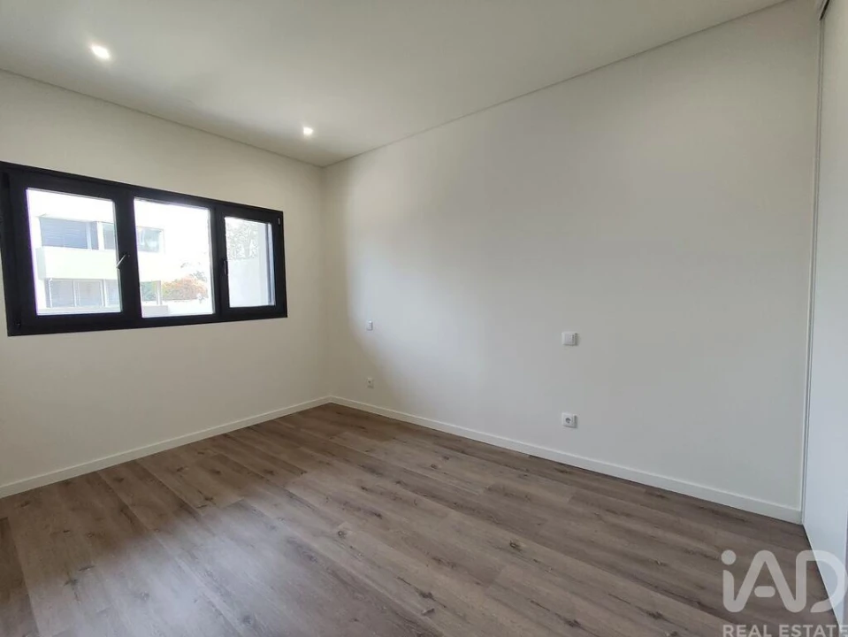 Apartamento T2 para Arrendamento em Perafita, Lavra e Santa Cruz do Bispo Foto 16