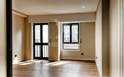 Apartamento T1 para Venda em Lordelo do Ouro e Massarelos