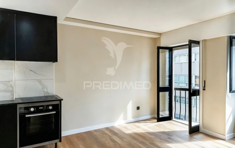 Apartamento T1 para Venda em Lordelo do Ouro e Massarelos Foto 5
