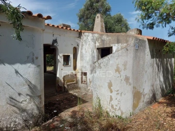 Moradia T3 para Venda em Albufeira e Olhos de Água