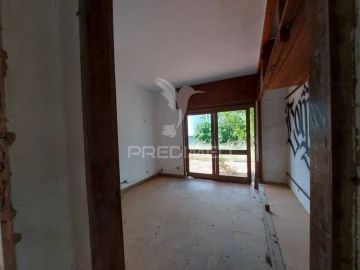 Moradia T3 para Venda em Albufeira e Olhos de Água
