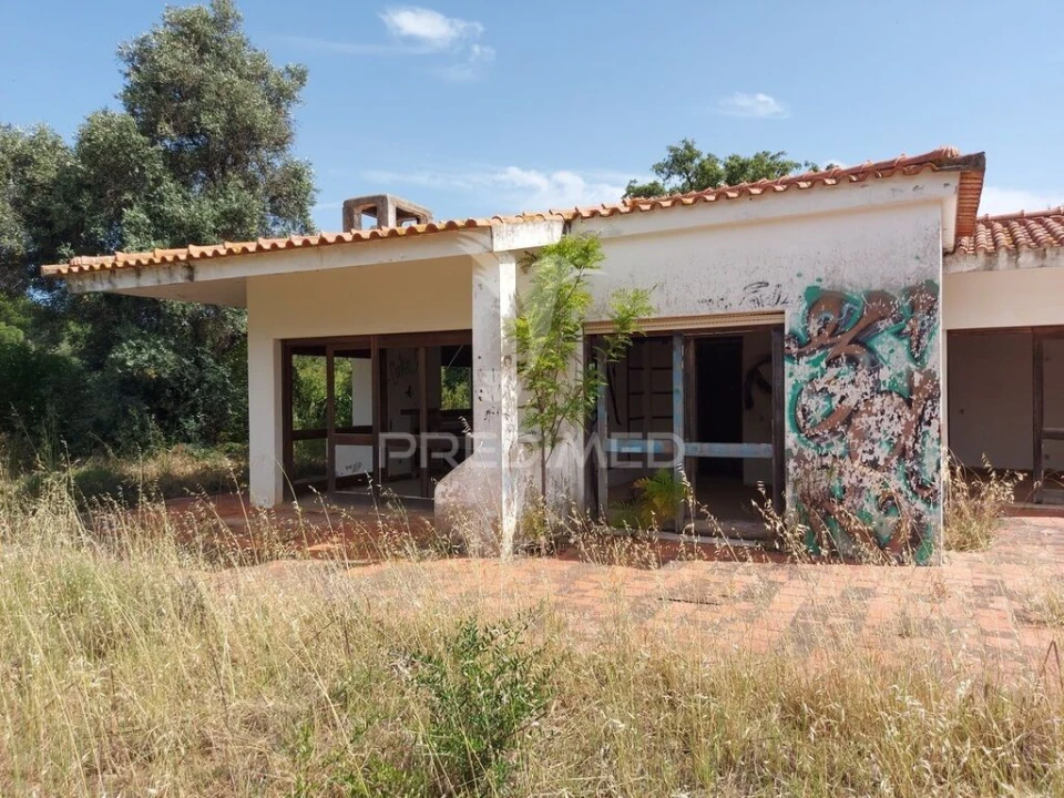 Moradia T3 para Venda em Albufeira e Olhos de Água Foto 8