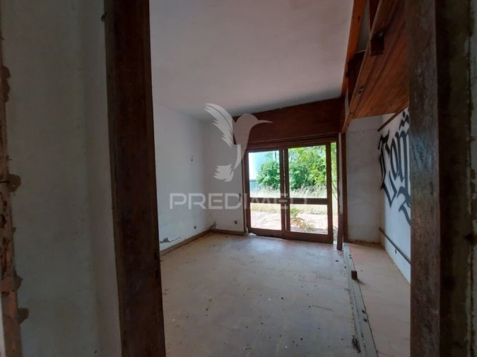 Moradia T3 para Venda em Albufeira e Olhos de Água Foto 18