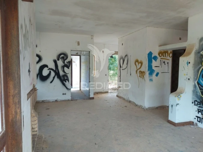 Moradia T3 para Venda em Albufeira e Olhos de Água Foto 16