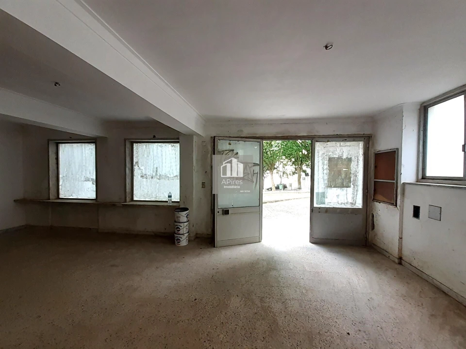 Loja para Venda em Agualva e Mira-Sintra Foto 4