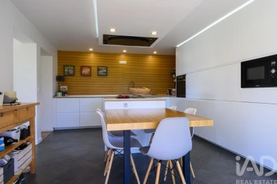 Moradia T4 para Venda em Pampilhosa