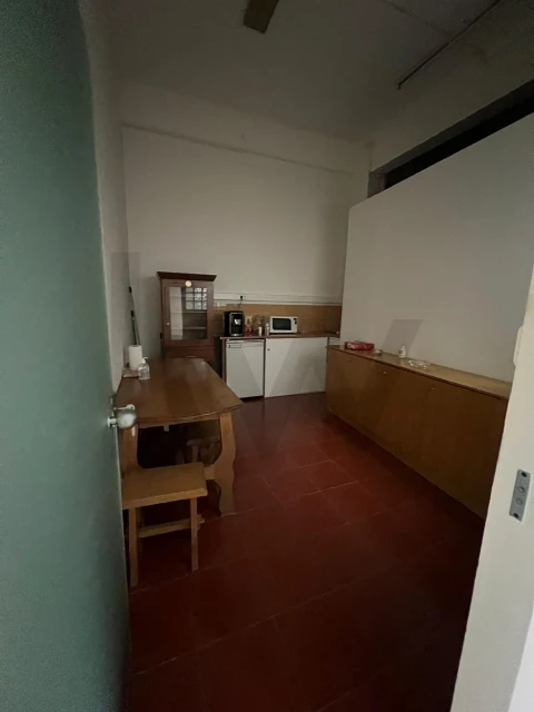 Armazém para Arrendamento em Póvoa de Santo Adrião e Olival Basto