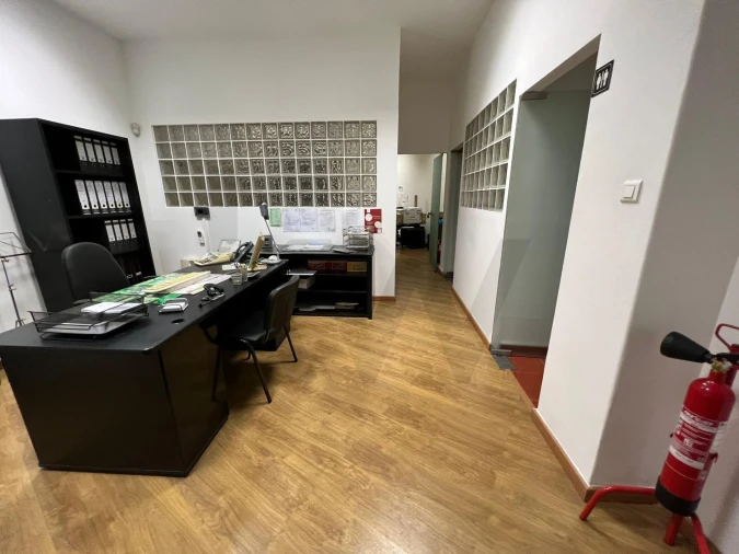 Armazém para Arrendamento em Póvoa de Santo Adrião e Olival Basto Foto 8