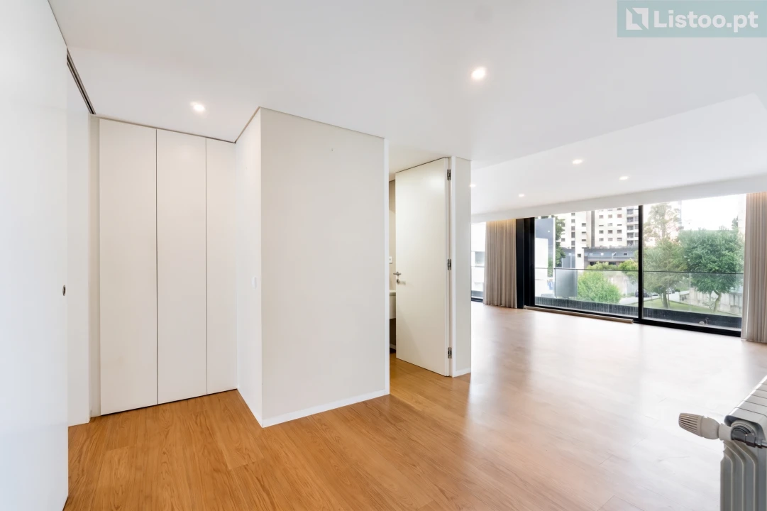 Apartamento T3 para Venda em Ramalde Foto 2