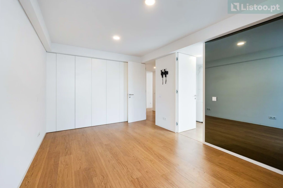 Apartamento T3 para Venda em Ramalde Foto 24